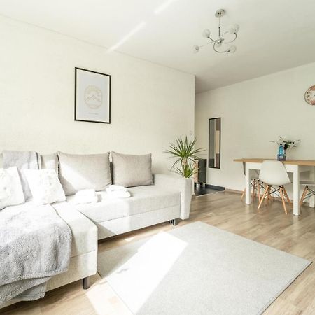 Apartament Gold - 2 Osobne Sypialnie Z Balkonem - Spaceapart Jelenia Góra Exteriör bild